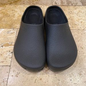 Birkenstock women’s polyurethane synthetic clog